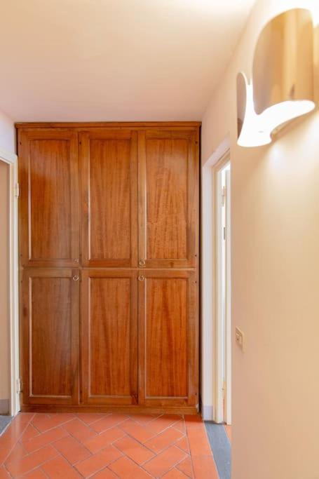 Elegant Apartment Near Piazza Della Signoria 피렌체 외부 사진