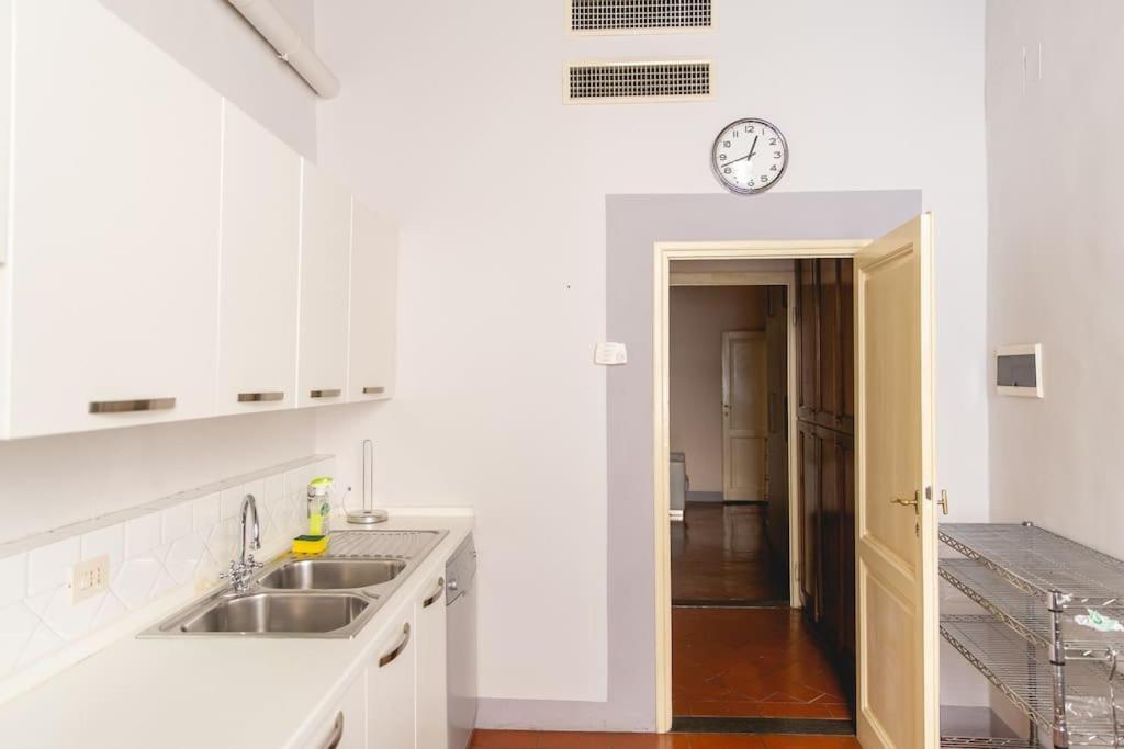 Elegant Apartment Near Piazza Della Signoria 피렌체 외부 사진